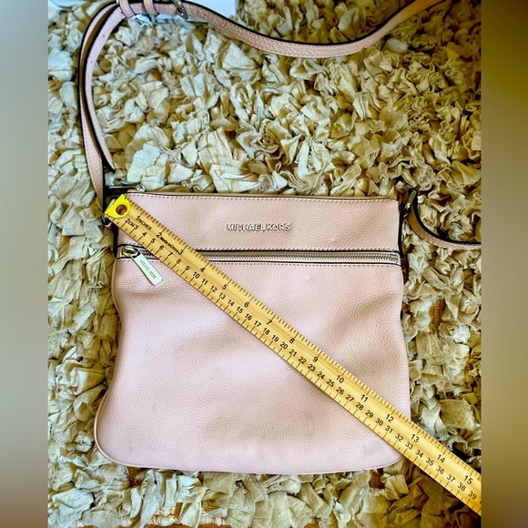 Michael kors pink crossbody bag - Picture 6 of 12
